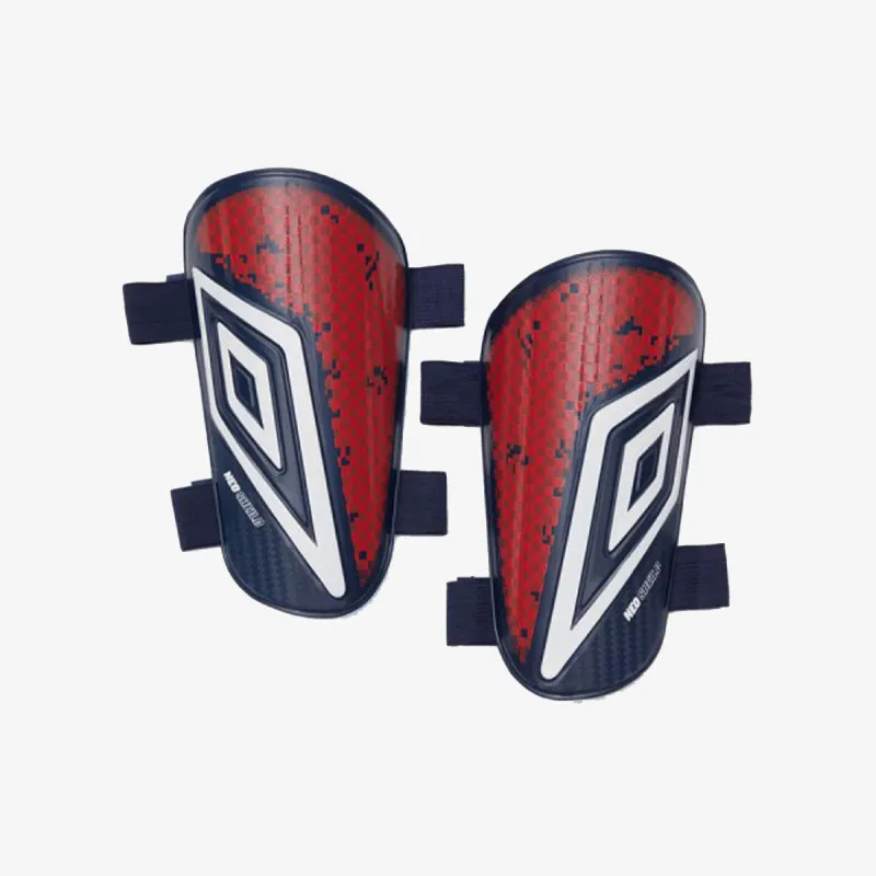 UMBRO NEO SHIELD GUARD W/CALF STRAPS 