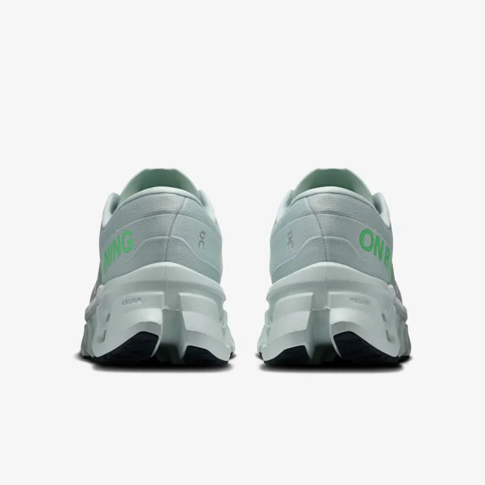 On Cloudmonster 3 