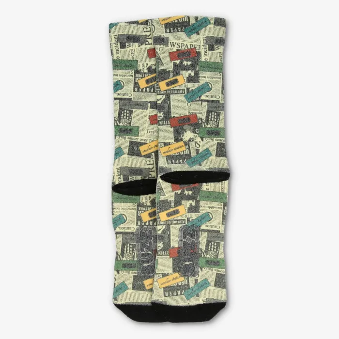 BUZZ BUZZ NEWS SOCKS 
