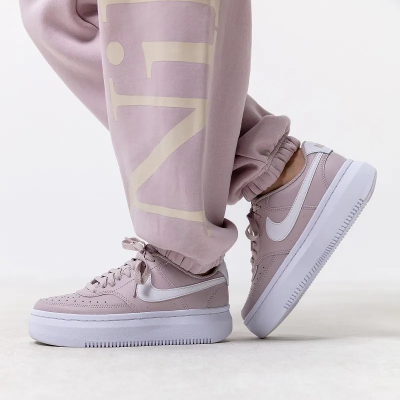 Nike W  COURT VISION ALTA 