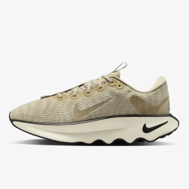 Nike MOTIVA 
