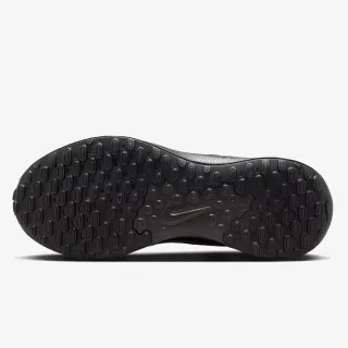 Nike REVOLUTION 7 
