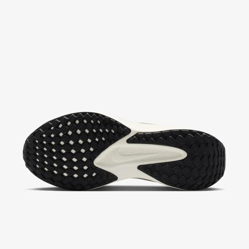 Nike WMNS NIKE QUEST 6 