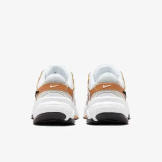 Nike W  AL8 