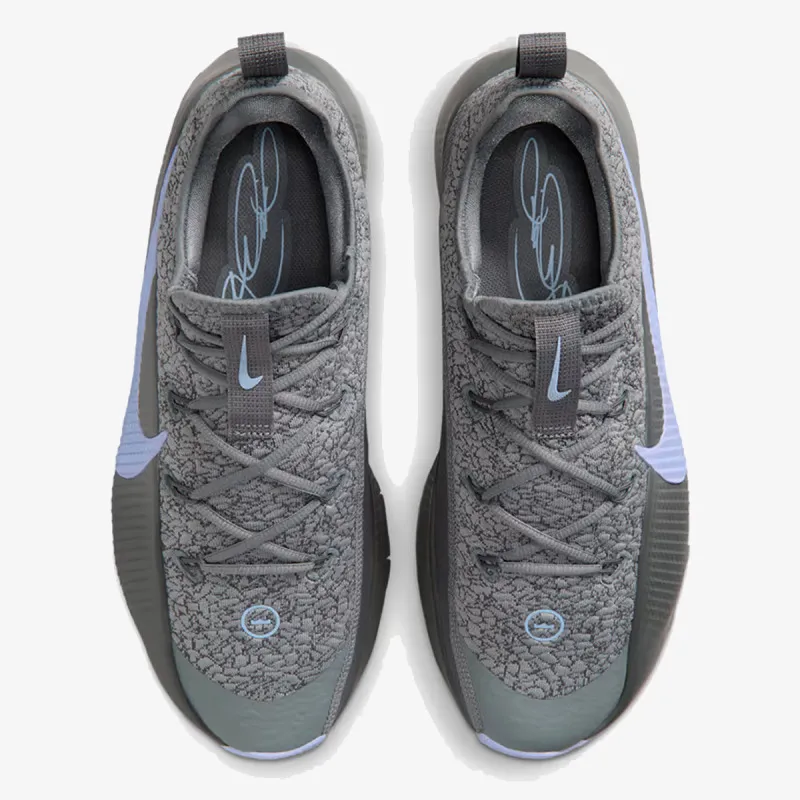 Nike LEBRON TR 1 
