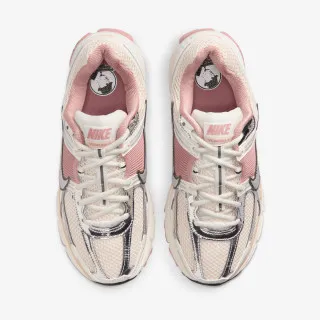 Nike W NIKE ZOOM VOMERO 5 NEWS 
