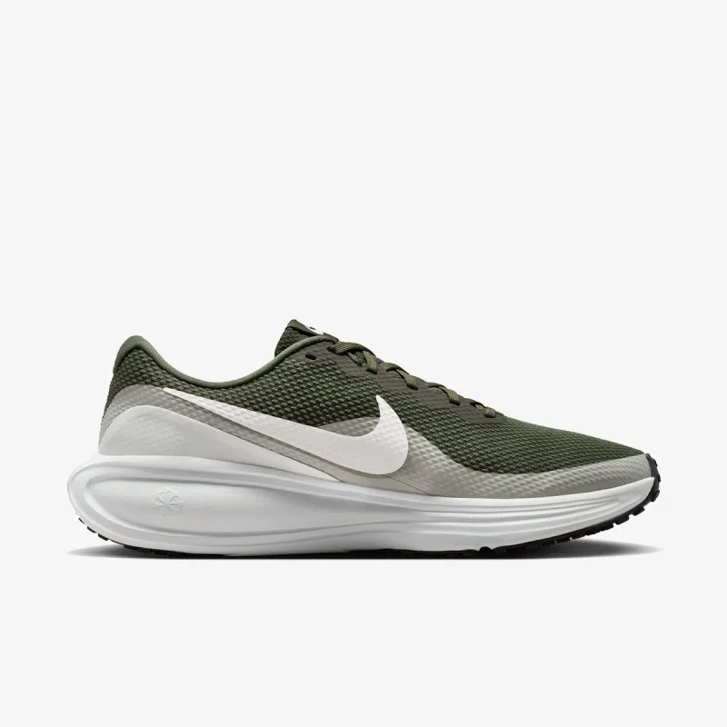 Nike NIKE REVOLUTION 8 