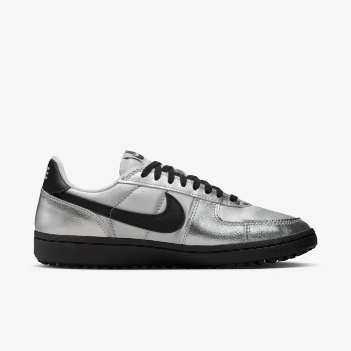 Nike WMNS NIKE FIELD GENERAL SE 