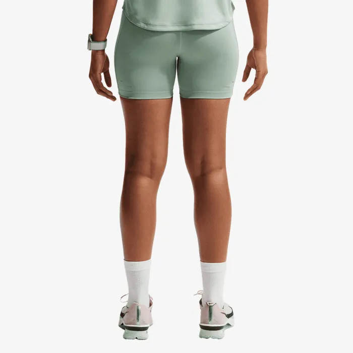 Nike W NK TEMPO DF HR TGT SHRT 
