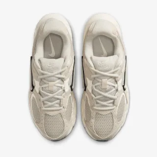 Nike W NIKE V5 RNR 