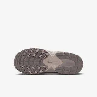 Nike NIKE V5 RNR SUEDE BG 