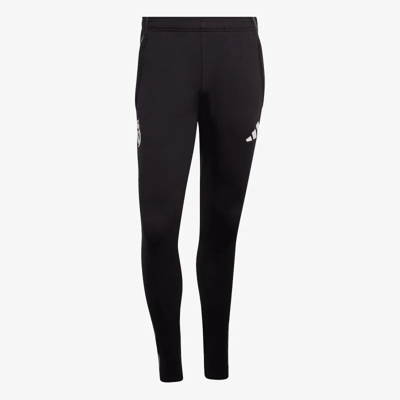 adidas REAL TR PNT 