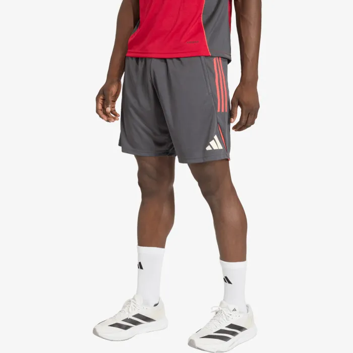 adidas LFC TR SHO 