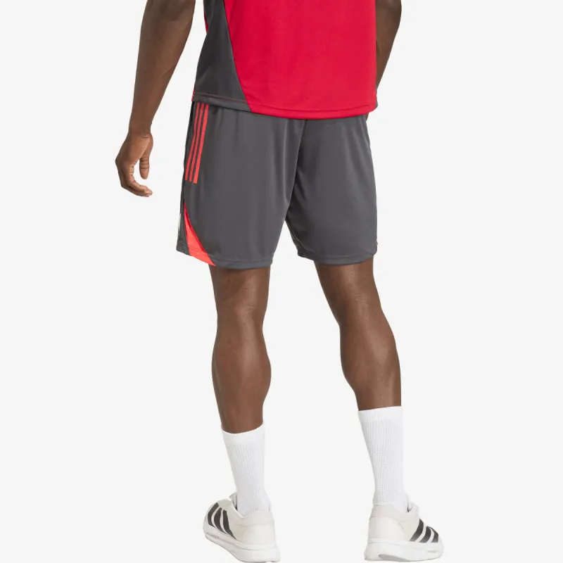 adidas LFC TR SHO 