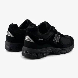 NEW BALANCE 2002 