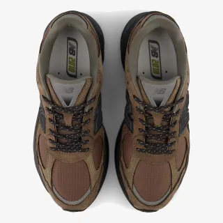 NEW BALANCE 2010 